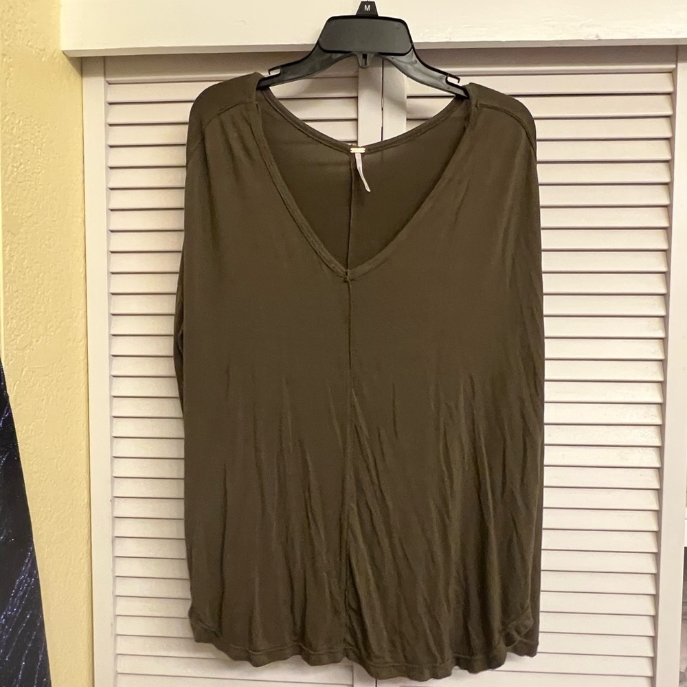 Free People Long Sleeved Olive Green Women’s Sz XS Shirt